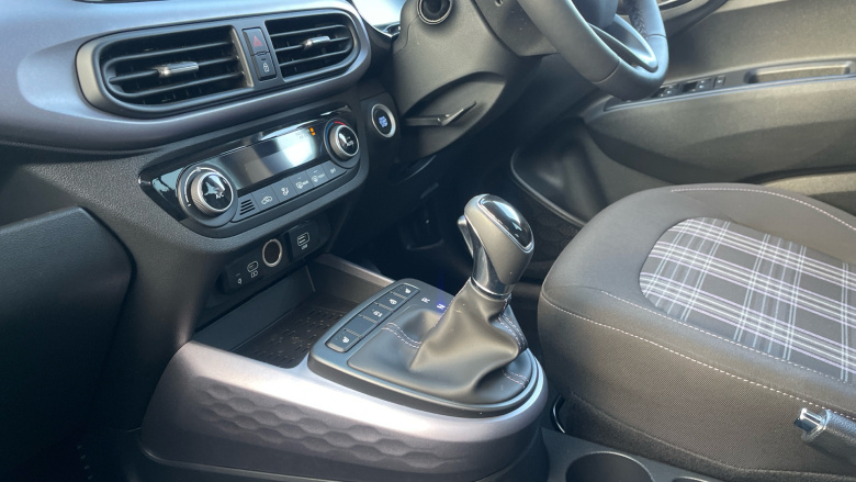 Hyundai i10 1.0 [63] Premium 5dr Auto [Nav] Petrol Hatchback